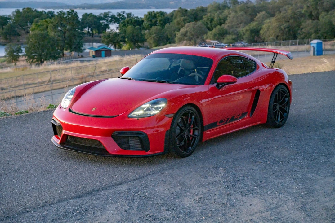 2022 Porsche 718 Cayman GT4 - Image 24 of 31