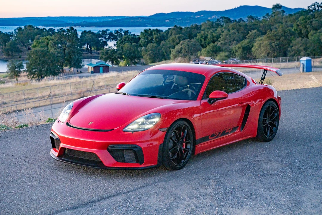 2022 Porsche 718 Cayman GT4 - Image 29 of 31