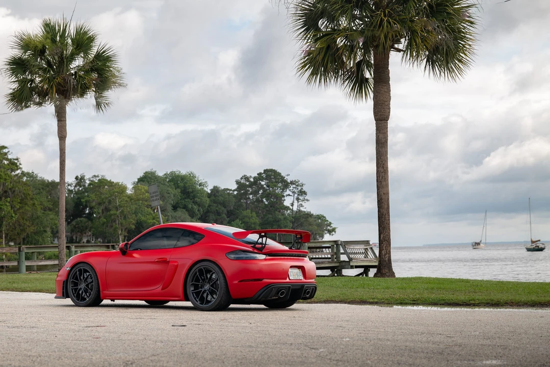 2022 Porsche 718 Cayman GT4 - Image 8 of 31