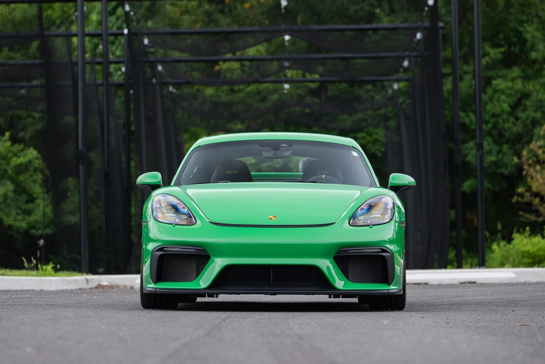 2022 Porsche 718 Cayman GT4 - Image 25 of 31