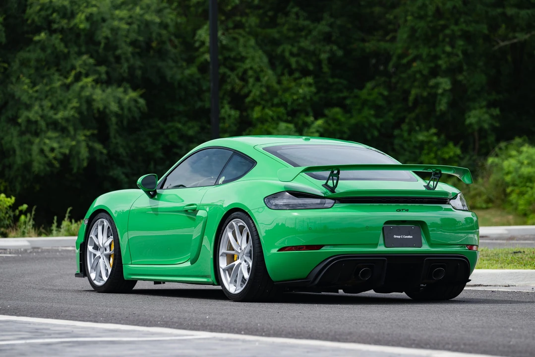 2022 Porsche 718 Cayman GT4 - Image 9 of 31