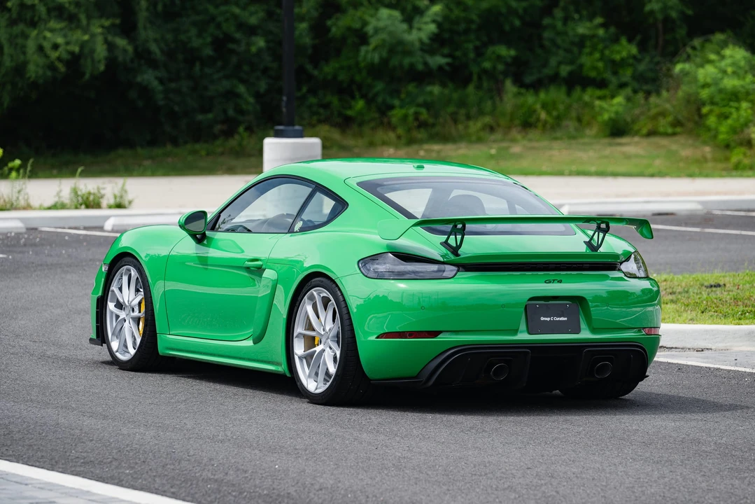 2022 Porsche 718 Cayman GT4 - Image 10 of 31