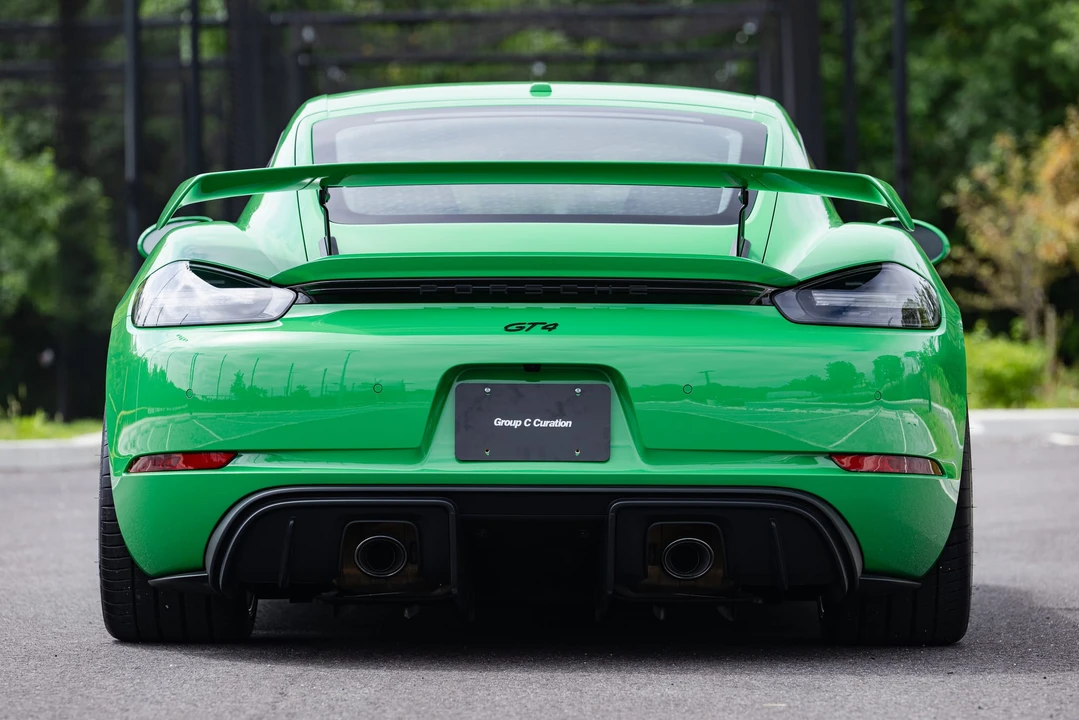 2022 Porsche 718 Cayman GT4 - Image 12 of 31