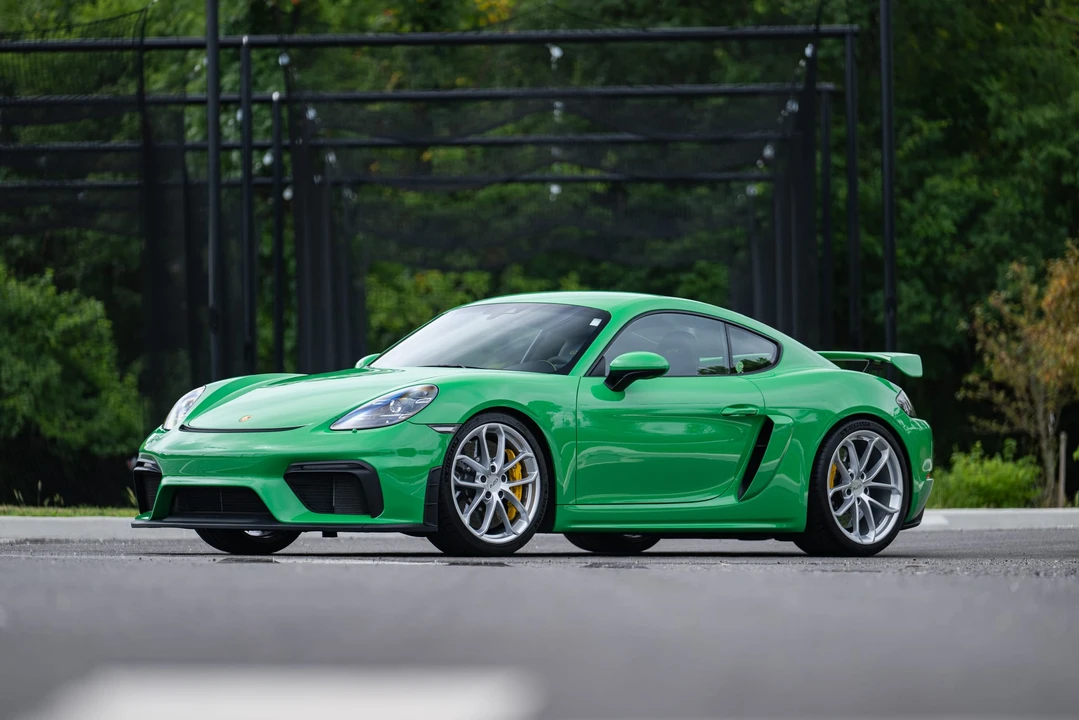 2022 Porsche 718 Cayman GT4 - Image 5 of 31