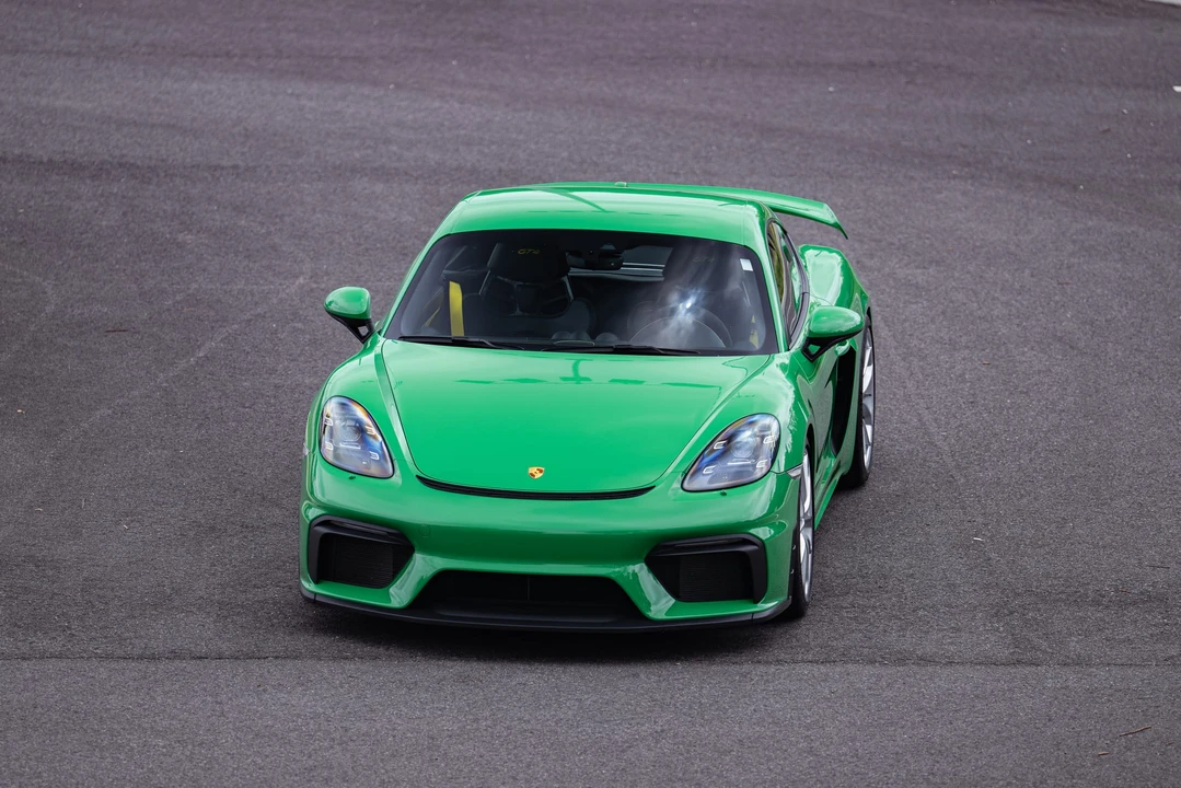 2022 Porsche 718 Cayman GT4 - Image 28 of 31