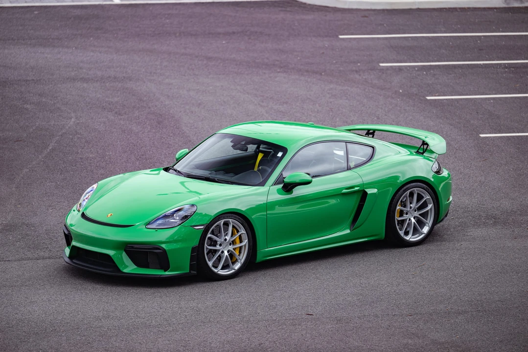 2022 Porsche 718 Cayman GT4 - Image 30 of 31