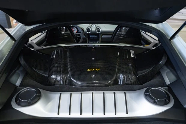 2022 Porsche 718 Cayman GT4 - Image 6 of 7