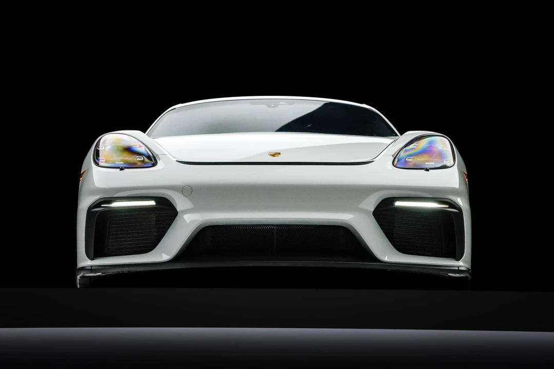 2022 Porsche 718 Cayman GT4 - Image 8 of 31