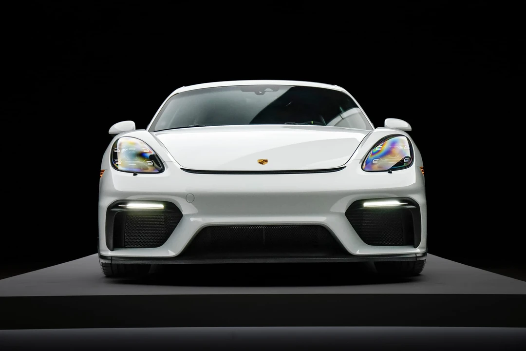 2022 Porsche 718 Cayman GT4 - Image 10 of 31