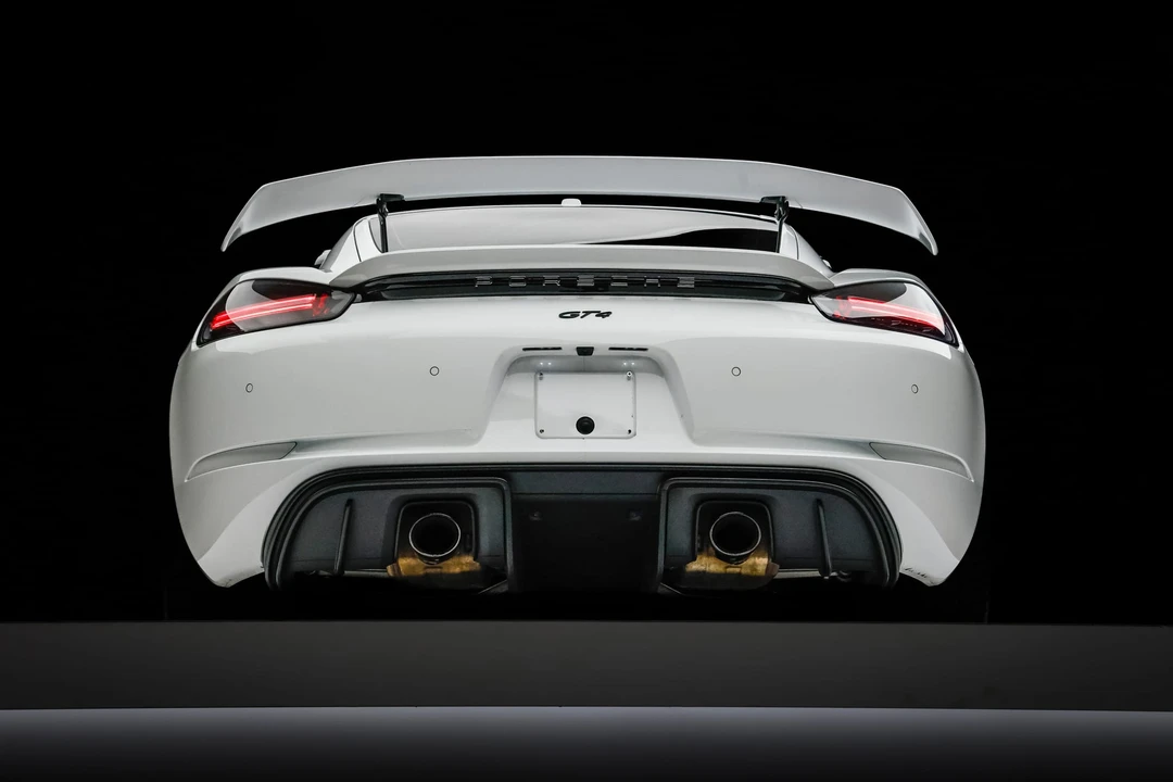 2022 Porsche 718 Cayman GT4 - Image 23 of 31