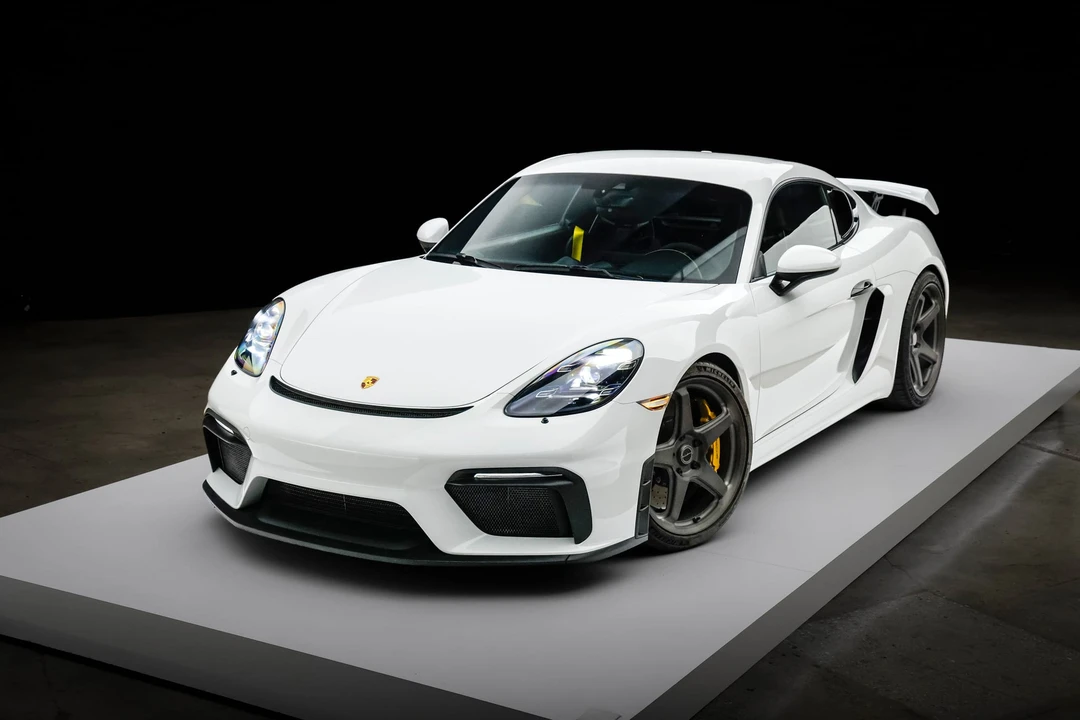 2022 Porsche 718 Cayman GT4 - Image 6 of 31