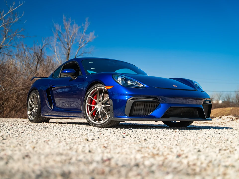 2022 Porsche 718 Cayman GT4 - Image 8 of 31