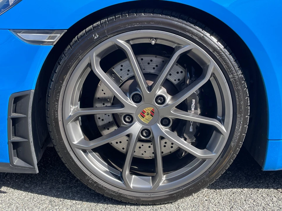 2022 Porsche 718 Cayman GT4 - Image 13 of 31