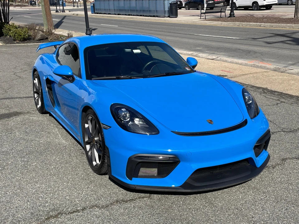 2022 Porsche 718 Cayman GT4 - Image 10 of 31