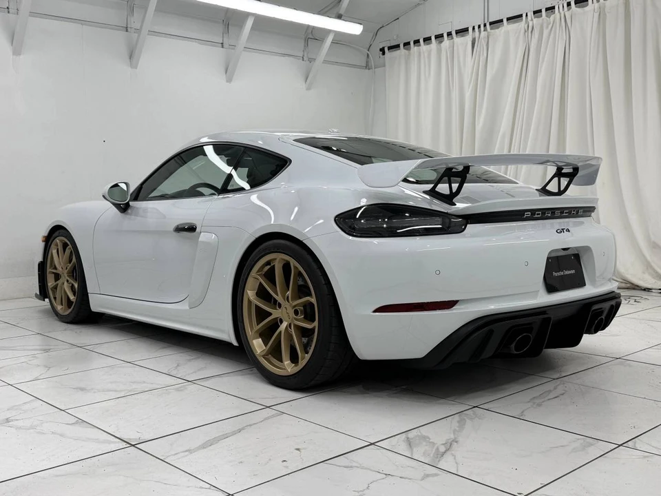 2022 Porsche 718 Cayman GT4 - Image 3 of 5