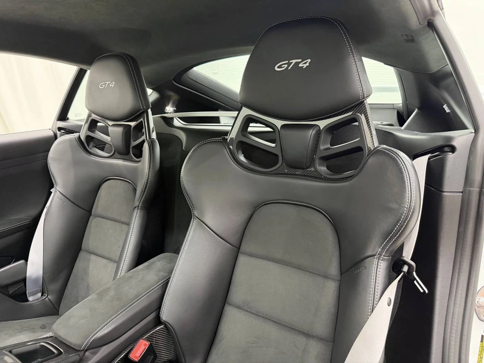 2022 Porsche 718 Cayman GT4 - Image 5 of 5