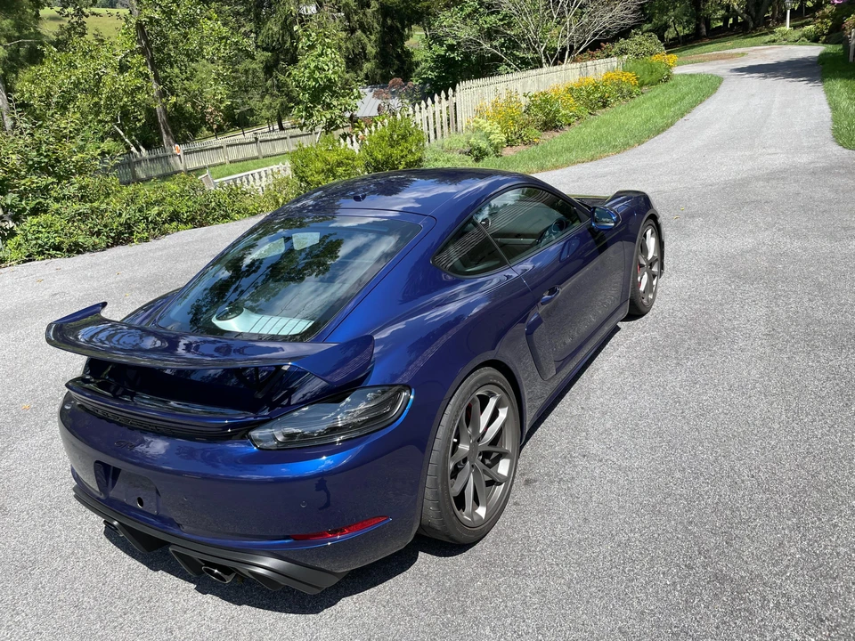 2022 Porsche 718 Cayman GT4 - Image 28 of 31