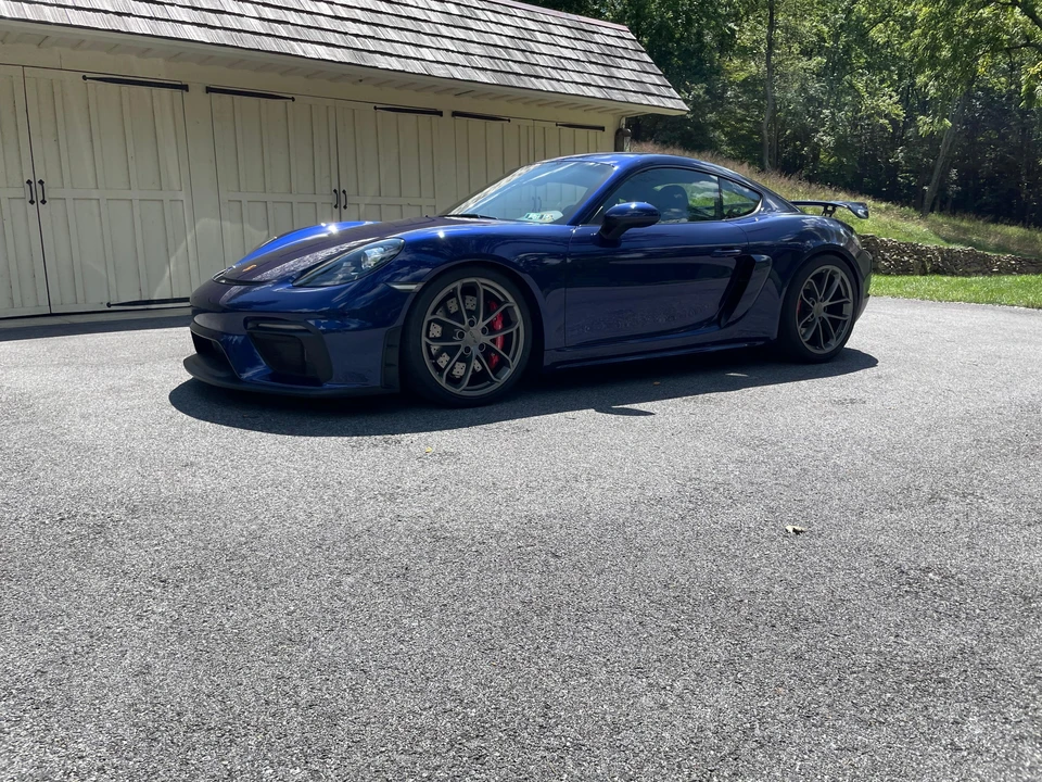 2022 Porsche 718 Cayman GT4 - Image 19 of 31