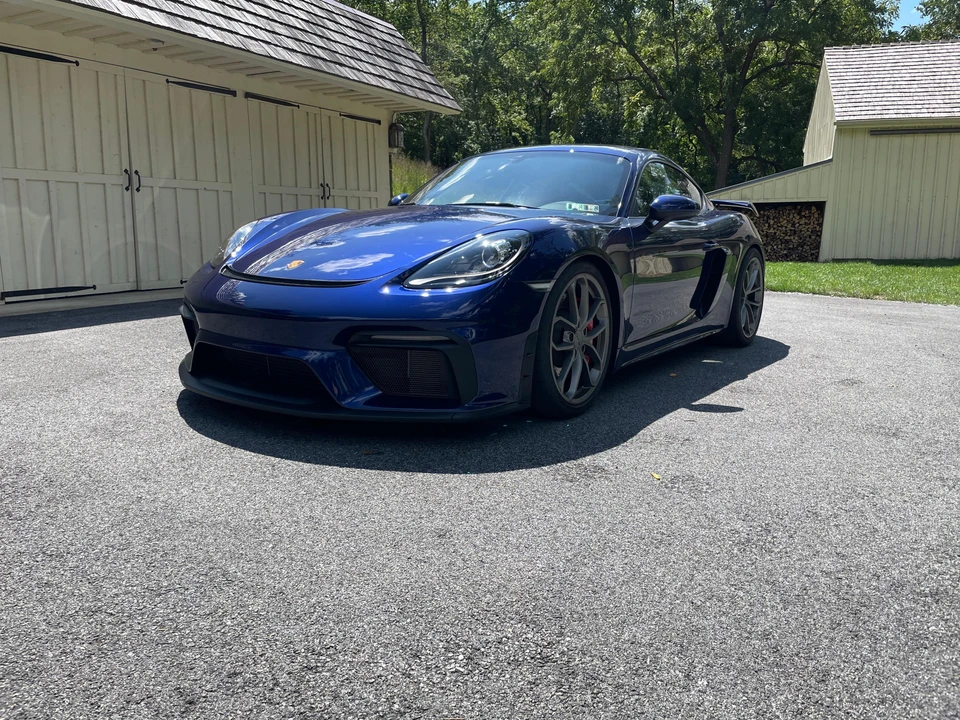 2022 Porsche 718 Cayman GT4 - Image 16 of 31