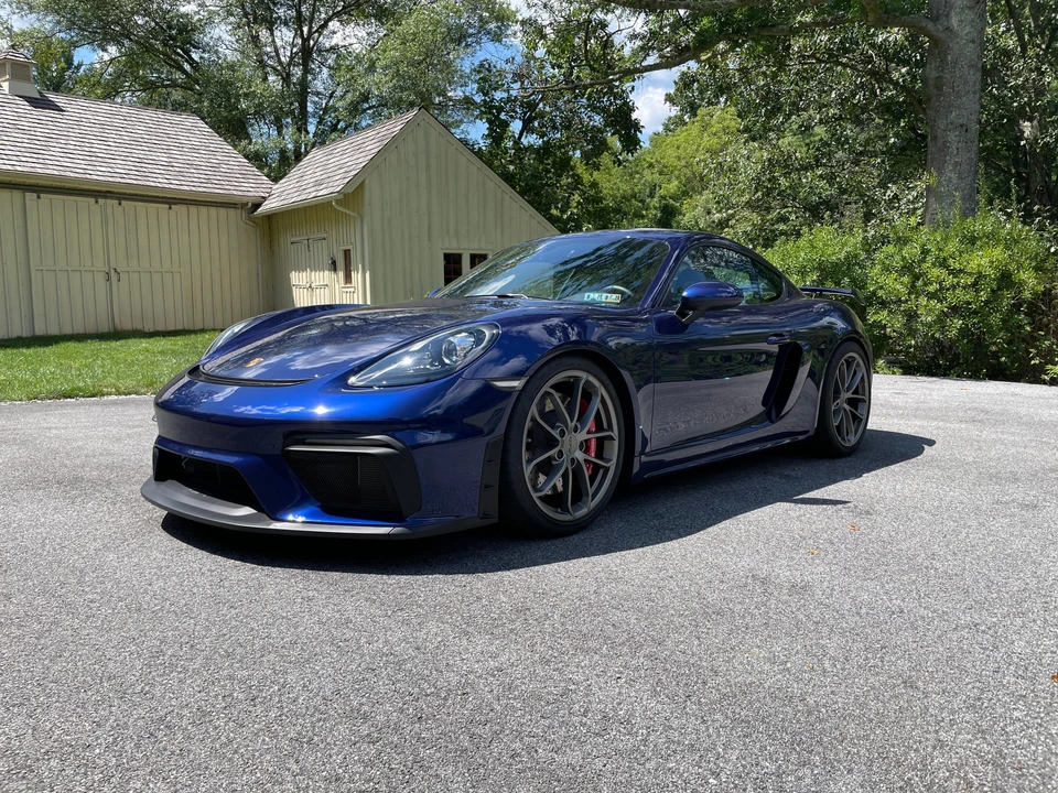 2022 Porsche 718 Cayman GT4 - Image 17 of 31