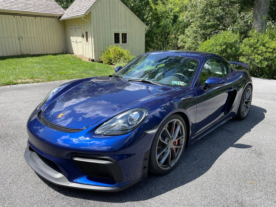 2022 Porsche 718 Cayman GT4 - Image 15 of 31