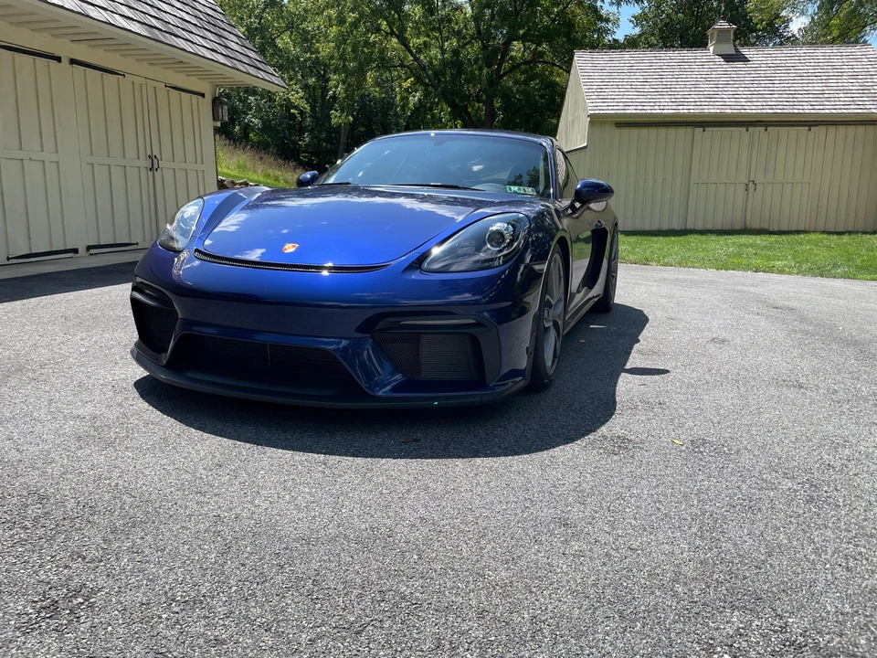 2022 Porsche 718 Cayman GT4 - Image 11 of 31