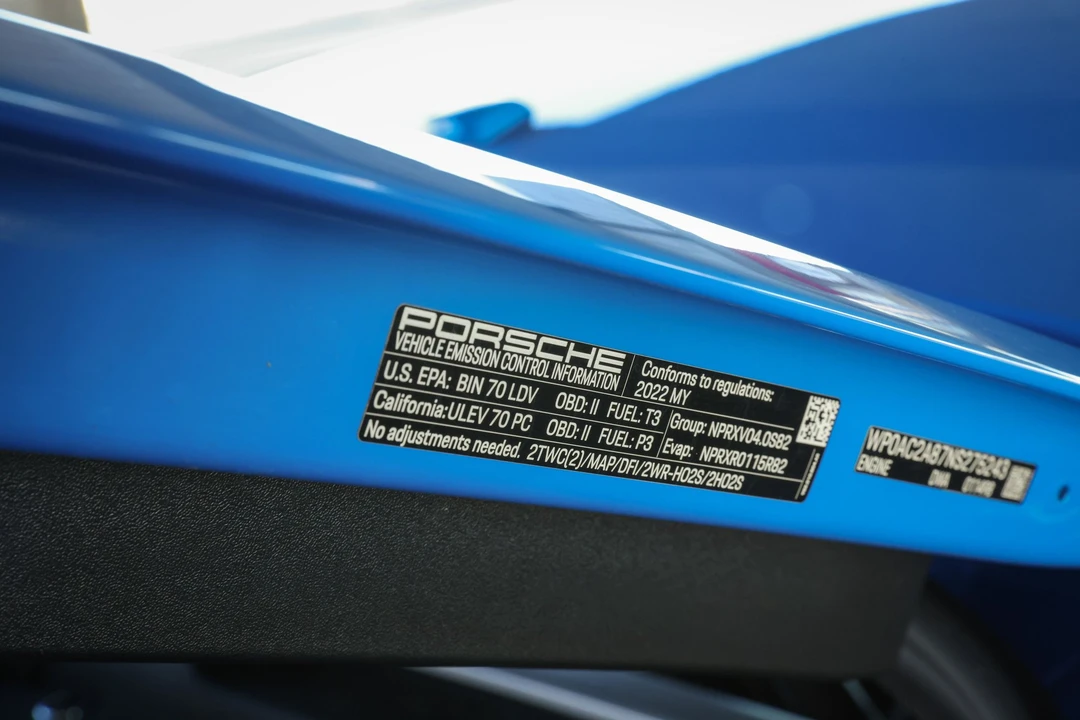 2022 Porsche 718 Cayman GT4 - Image 22 of 31