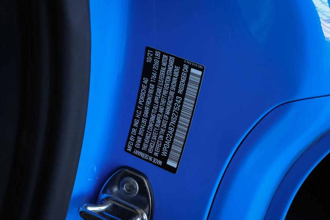 2022 Porsche 718 Cayman GT4 - Image 23 of 31