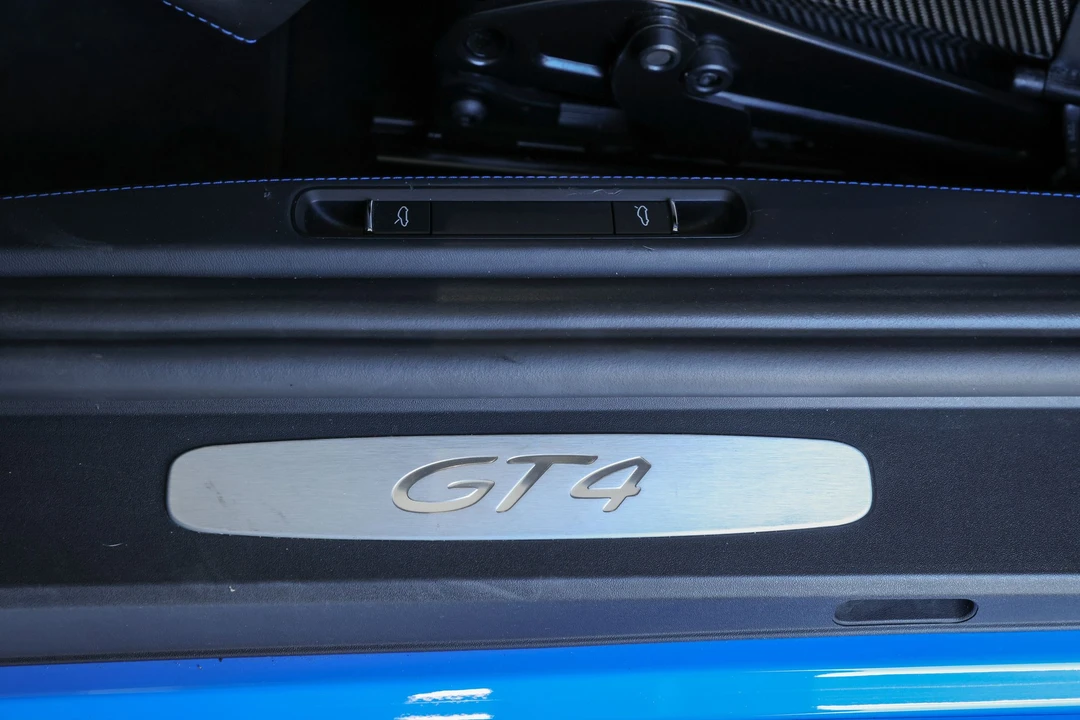 2022 Porsche 718 Cayman GT4 - Image 25 of 31