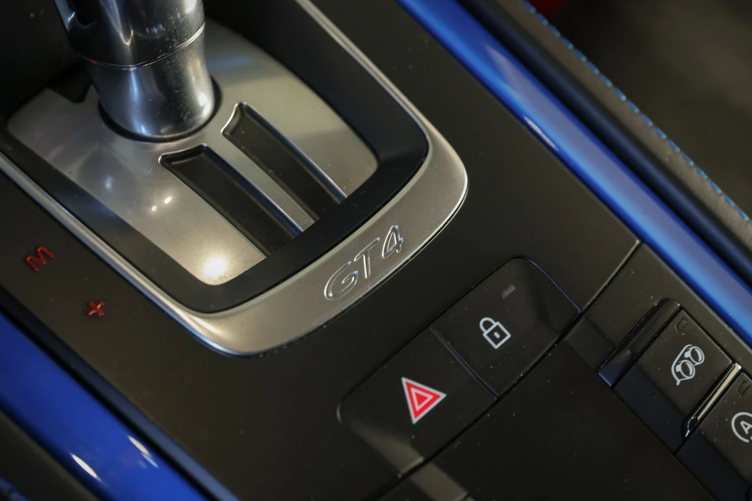 2022 Porsche 718 Cayman GT4 - Image 27 of 31