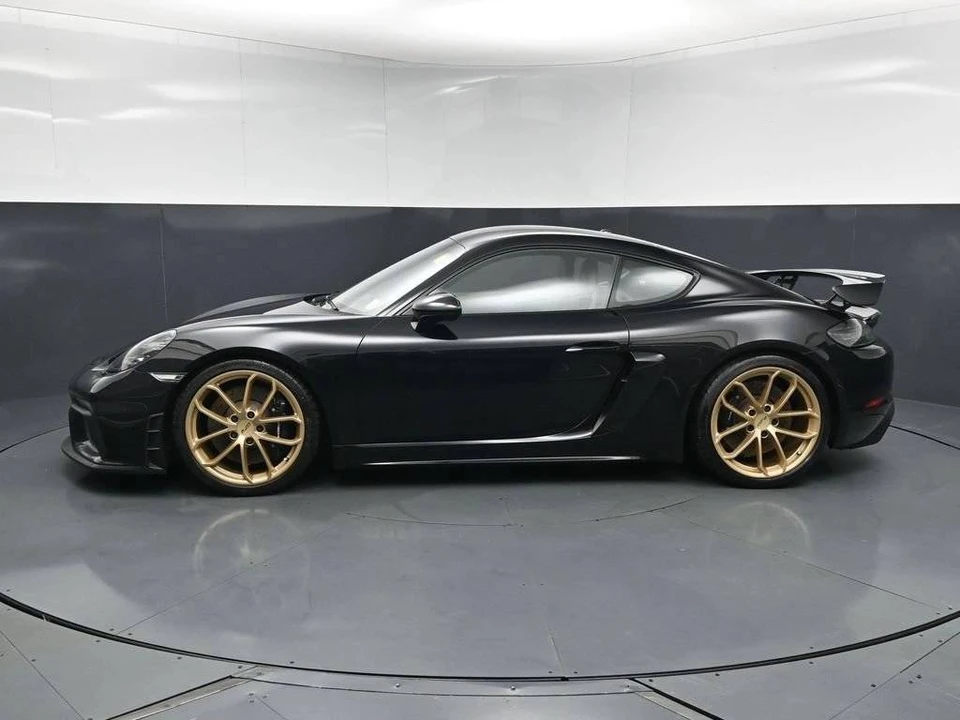 2022 Porsche 718 Cayman GT4 - Image 2 of 5