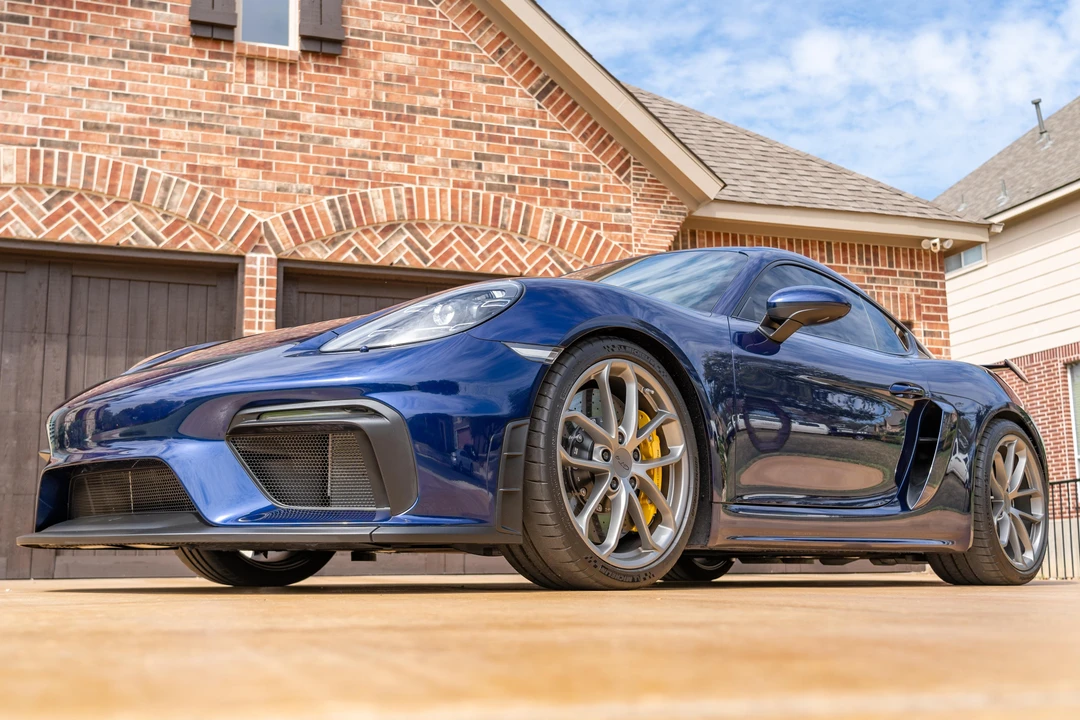 2022 Porsche 718 Cayman GT4 - Image 7 of 31