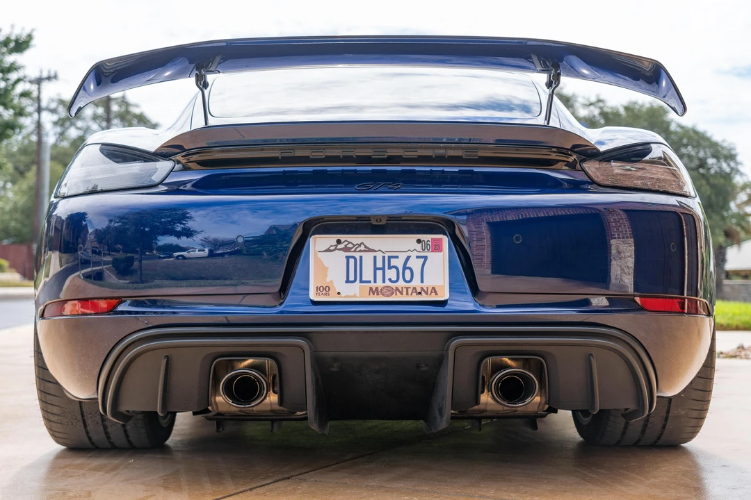 2022 Porsche 718 Cayman GT4 - Image 5 of 31