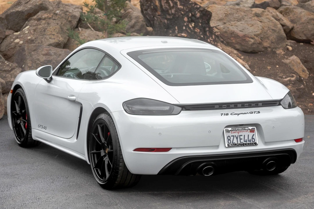 2022 Porsche 718 Cayman GTS 4.0 - Image 4 of 5
