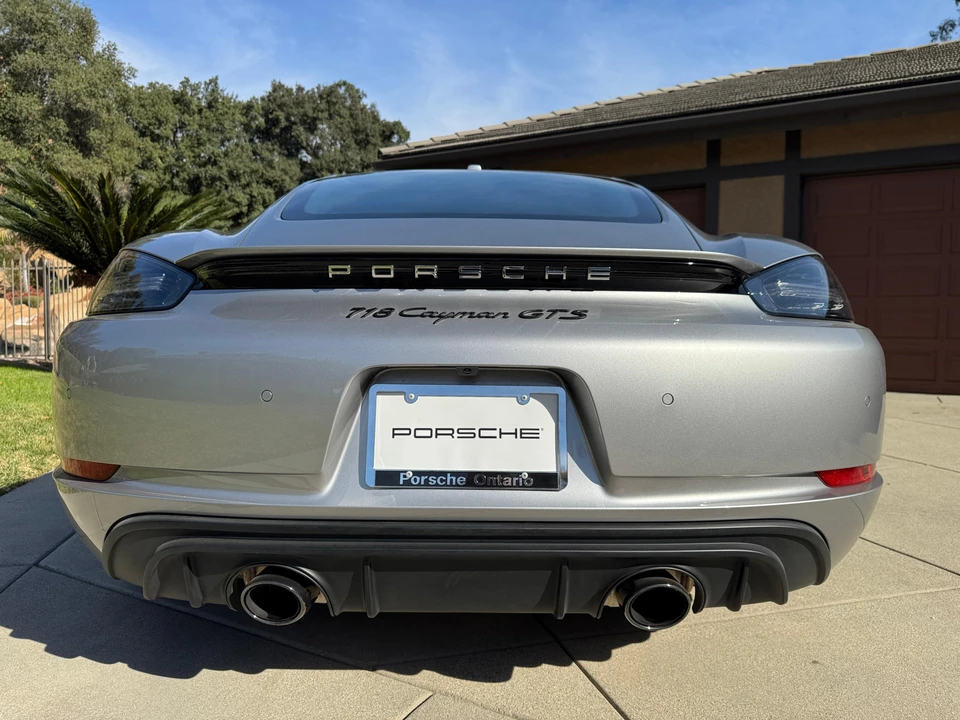 2022 Porsche 718 Cayman GTS 4.0 - Image 16 of 30