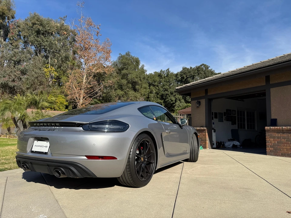 2022 Porsche 718 Cayman GTS 4.0 - Image 18 of 30