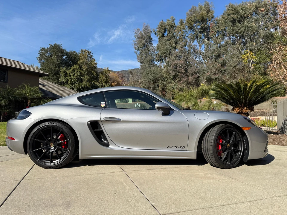 2022 Porsche 718 Cayman GTS 4.0 - Image 21 of 30