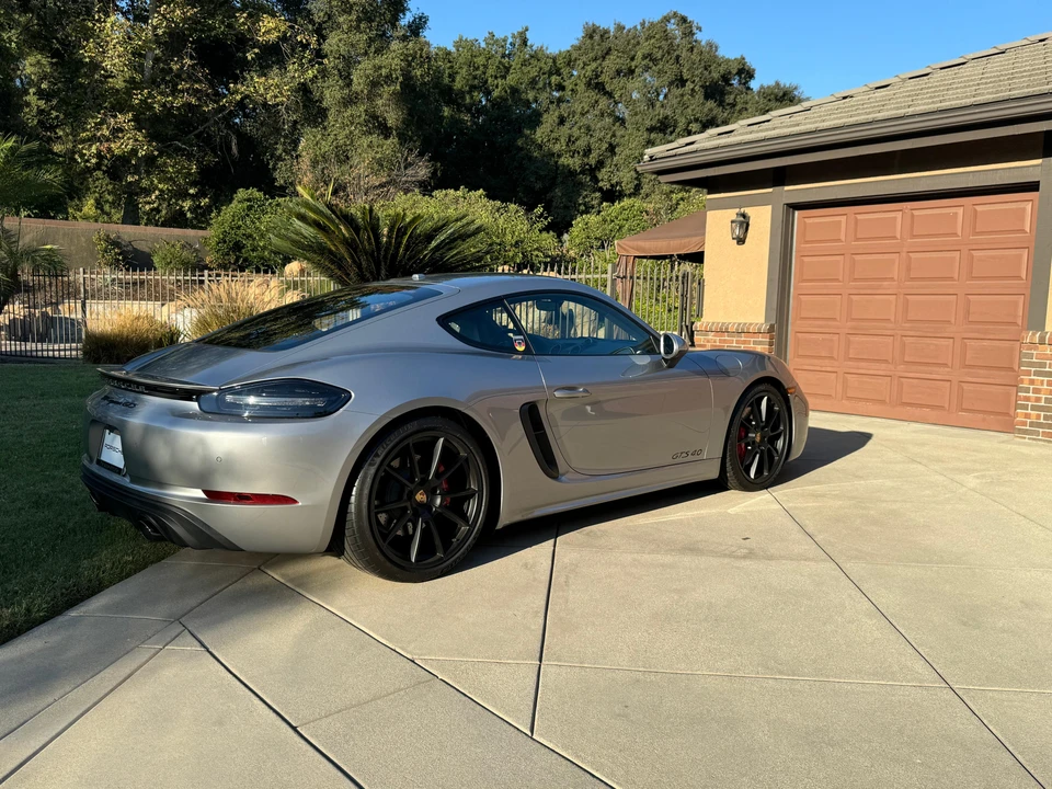 2022 Porsche 718 Cayman GTS 4.0 - Image 20 of 30