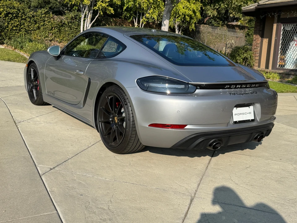 2022 Porsche 718 Cayman GTS 4.0 - Image 14 of 30