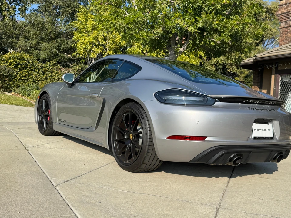 2022 Porsche 718 Cayman GTS 4.0 - Image 15 of 30