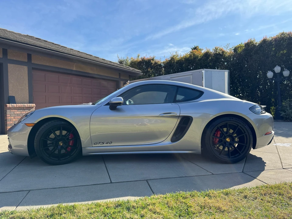 2022 Porsche 718 Cayman GTS 4.0 - Image 11 of 30