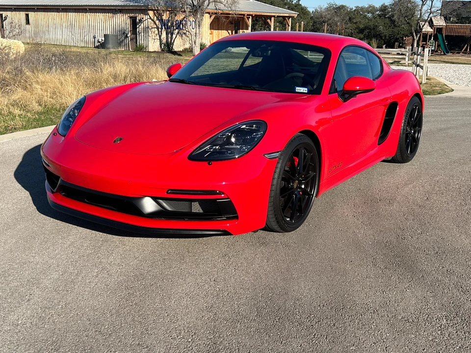 2022 Porsche 718 Cayman GTS 4.0 - Image 10 of 31