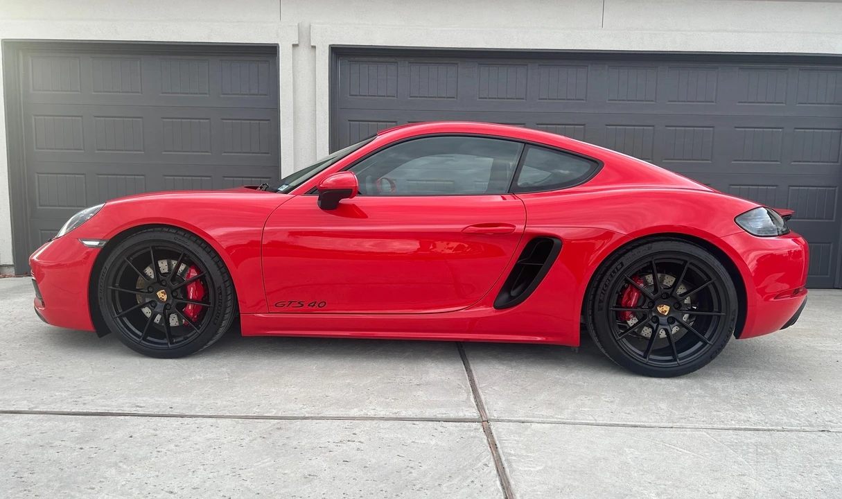2022 Porsche 718 Cayman GTS 4.0 - Image 14 of 31