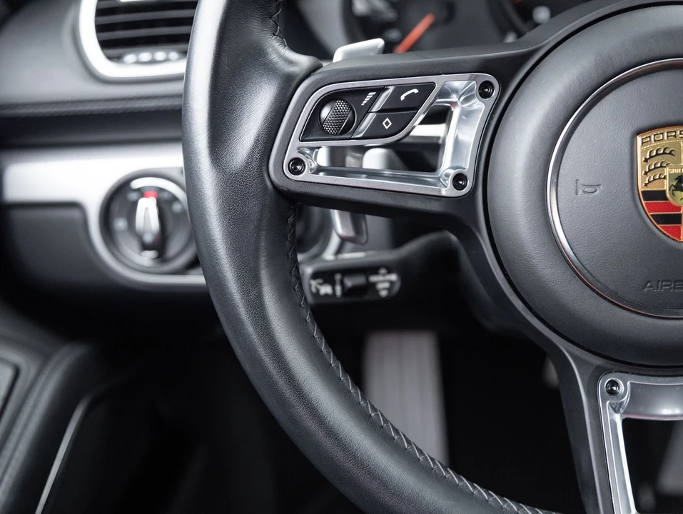 2022 Porsche 718 Cayman GTS 4.0 - Image 15 of 31