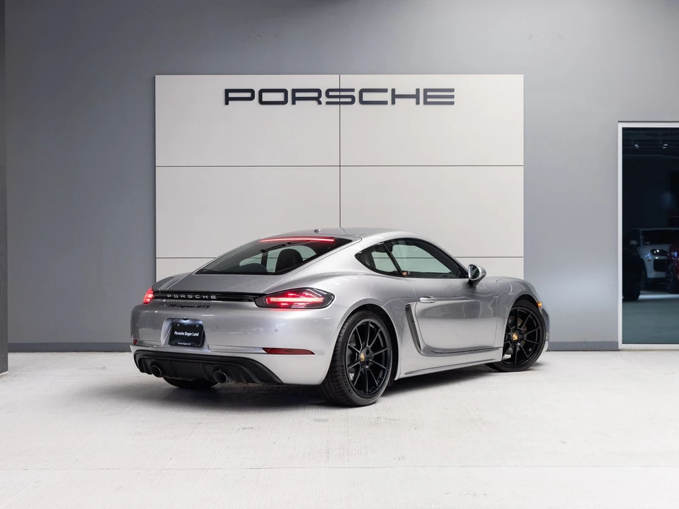 2022 Porsche 718 Cayman GTS 4.0 - Image 7 of 31