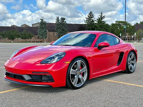 2022 Porsche 718 Cayman GTS