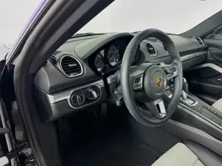2022 Porsche 718 Cayman - Image 4 of 4