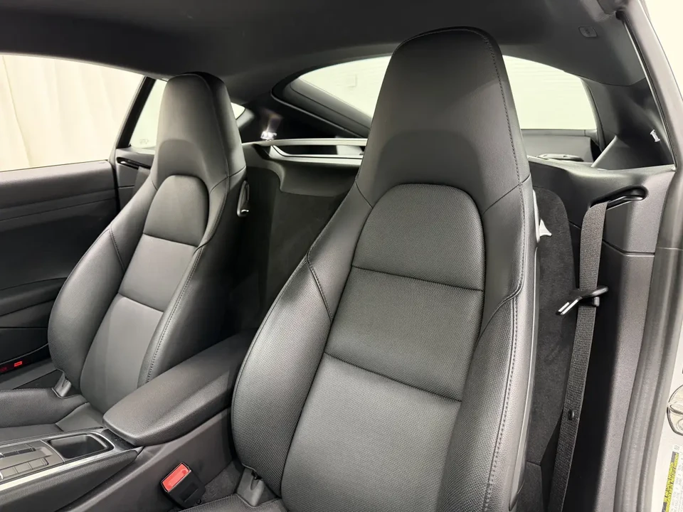 2022 Porsche 718 Cayman - Image 5 of 6