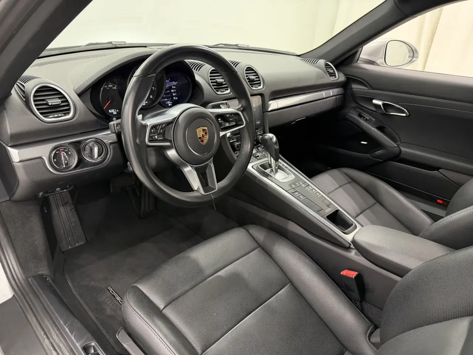 2022 Porsche 718 Cayman - Image 4 of 6