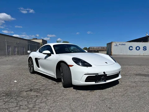2022 Porsche 718 Cayman